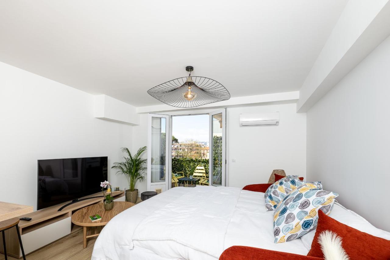 Superbe T2 Juan Les Pins 300M Des Plages Антиб Екстериор снимка